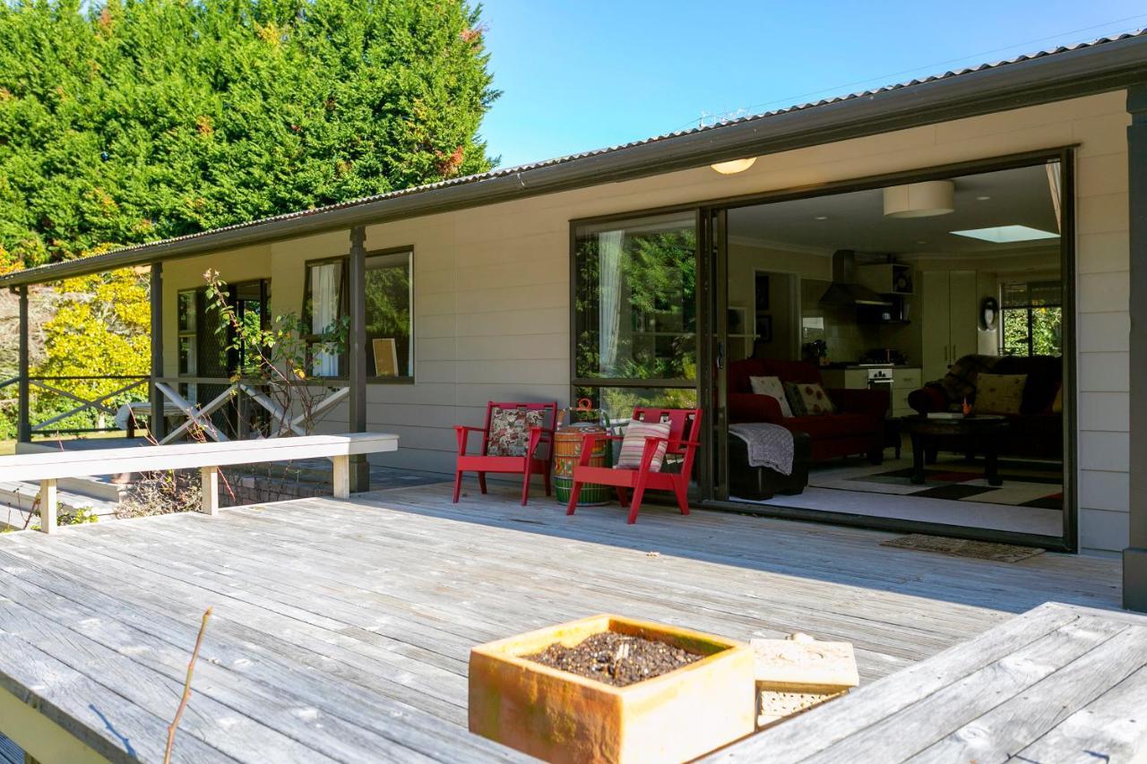 Lupin Lodge Bed & Breakfast Taupo Dış mekan fotoğraf