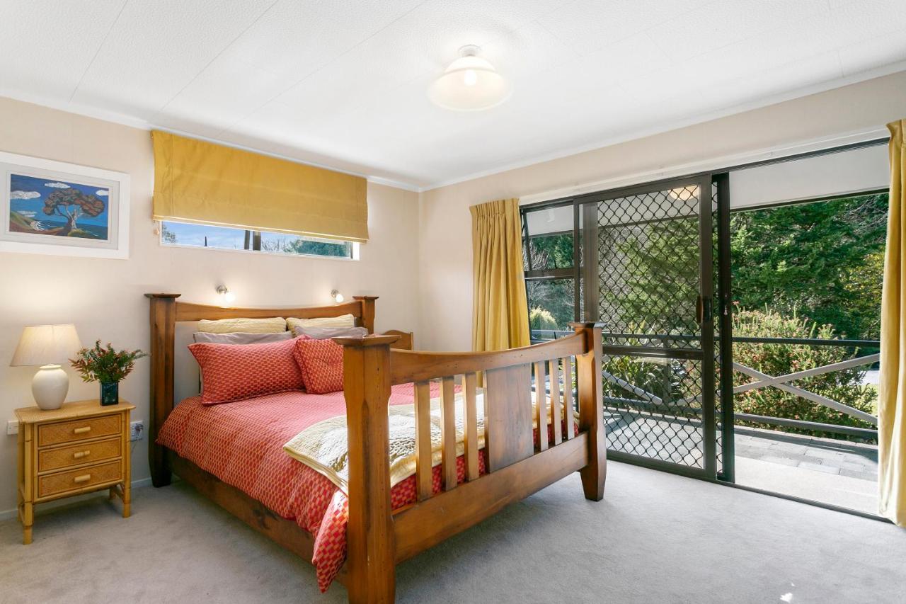 Lupin Lodge Bed & Breakfast Taupo Dış mekan fotoğraf